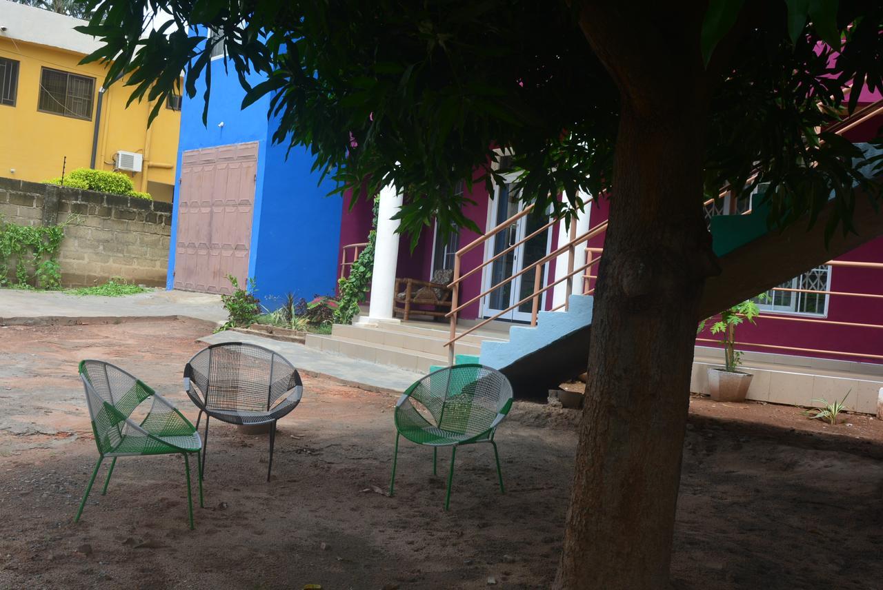 The Accra Backpackers Hostel エクステリア 写真